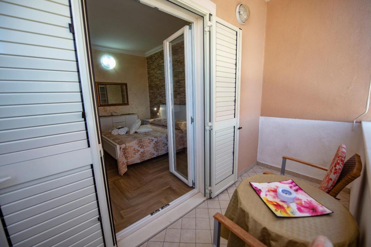 La Perla Del Tirreno Bed & Breakfast Tropea Exterior photo