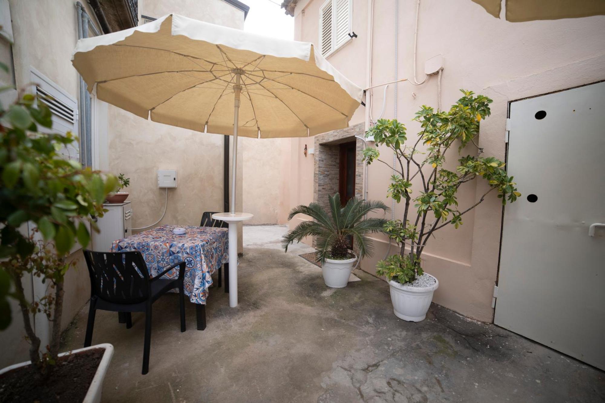La Perla Del Tirreno Bed & Breakfast Tropea Exterior photo
